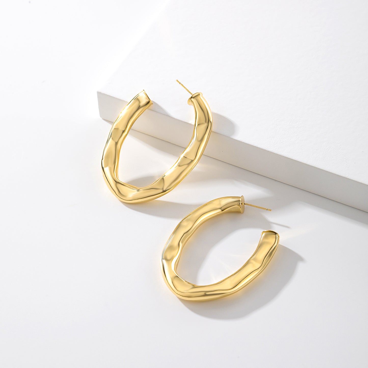 Chunky Oval Hoop Earrings 14K Gold Plated