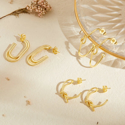 Elegant Oval Hoop in 14K Gold Geometric Twisted Huggie Hoops Earrings